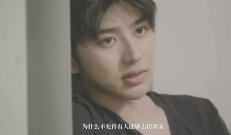 蔡徐坤企图用说唱证明自己，但他还是比不过吴亦凡