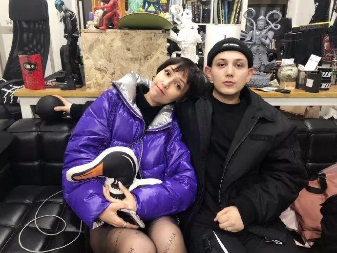 侃爷不仅有钱,还有屁股霸道的卡戴珊 | 第2张 | 嘻哈中国 侃爷不仅有钱,还有屁股霸道的卡戴珊 | 第2张