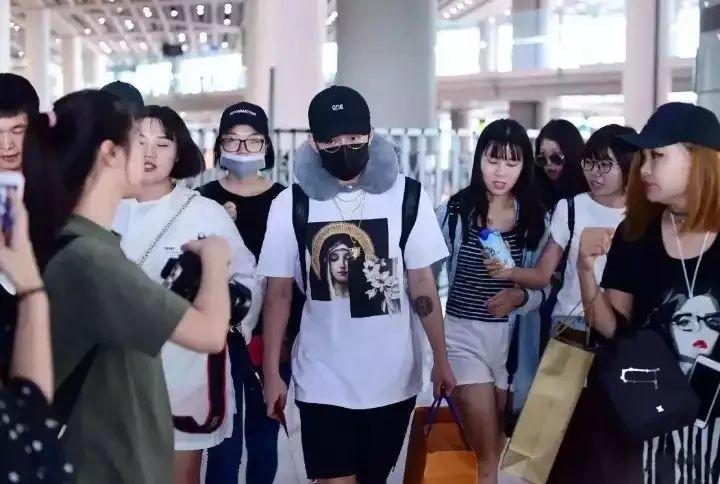 饭圈文化渗入说唱圈后,我不知是想哭还是想笑 | 第6张 | 嘻哈中国 饭圈文化渗入说唱圈后,我不知是想哭还是想笑 | 第6张