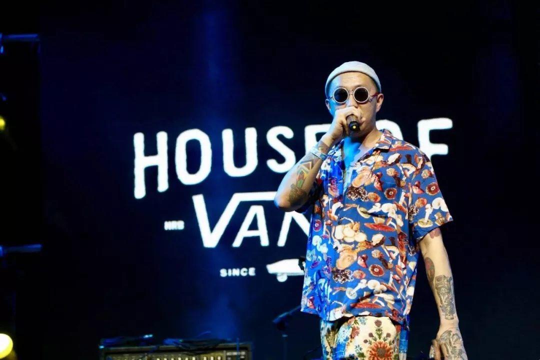 小老虎的说唱艺术真的无人喝彩吗? | 第4张 | 嘻哈中国 小老虎的说唱艺术真的无人喝彩吗? | 第4张