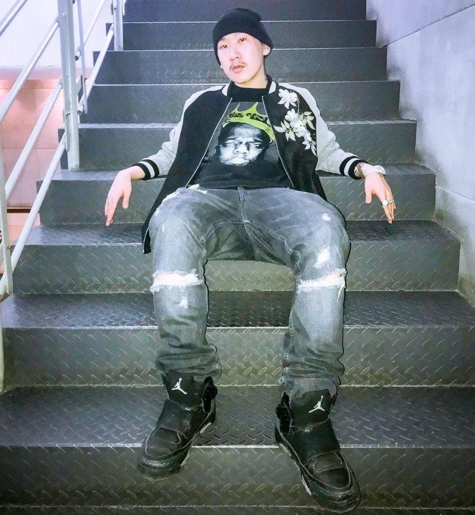 嫩桃 中国低龄说唱第一人 | 第14张 | 嘻哈中国 嫩桃 中国低龄说唱第一人 | 第14张