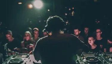 成为DJ以前必读的基础准备功课 | 第1张 | 嘻哈中国 成为DJ以前必读的基础准备功课 | 第1张