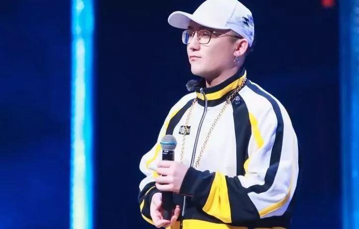 那吾克热发最新Diss:喷谁都不对,我骂自己总行了吧! | 第5张 | 嘻哈中国 那吾克热发最新Diss:喷谁都不对,我骂自己总行了吧! | 第5张