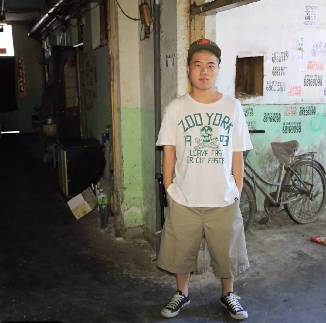 这个从筒子楼里走出来的年轻人,在今年新说唱淘汰了你的老舅宝石 | 第3张 | 嘻哈中国 这个从筒子楼里走出来的年轻人,在今年新说唱淘汰了你的老舅宝石 | 第3张