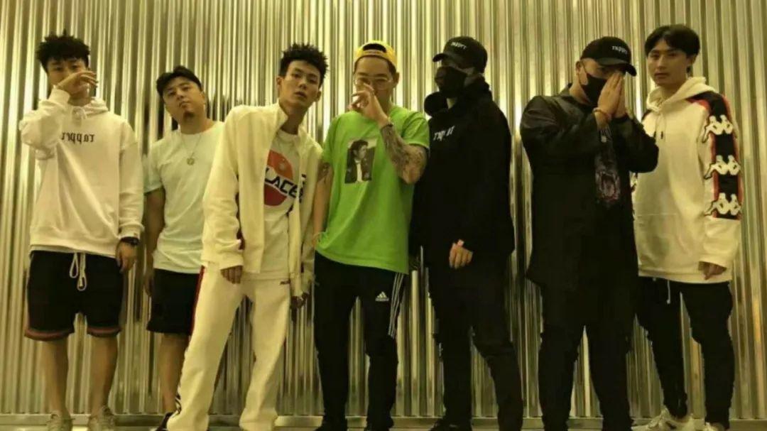 两个国内顶级说唱团体合作发歌，这是要年底冲业绩的节奏？