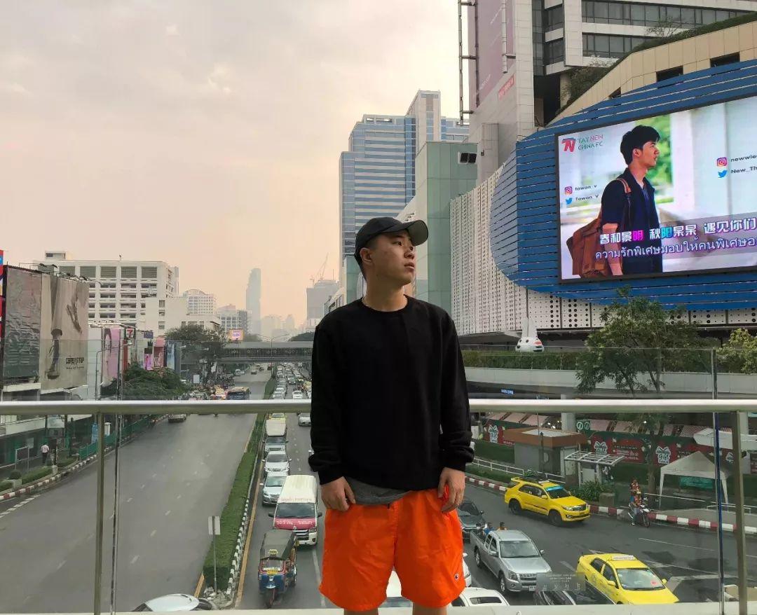 这个从筒子楼里走出来的年轻人,在今年新说唱淘汰了你的老舅宝石 | 第1张 | 嘻哈中国 这个从筒子楼里走出来的年轻人,在今年新说唱淘汰了你的老舅宝石 | 第1张