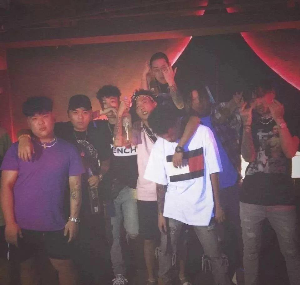 两个国内顶级说唱团体合作发歌，这是要年底冲业绩的节奏？