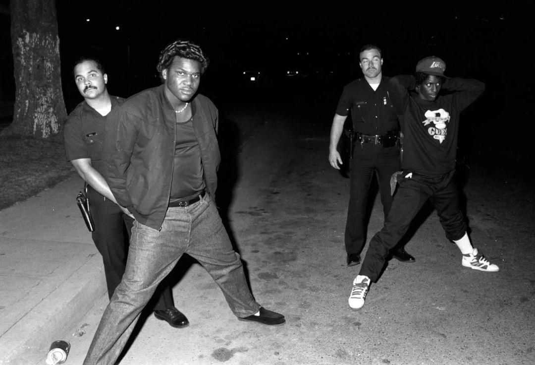 为什么说唱歌手都混过黑帮？