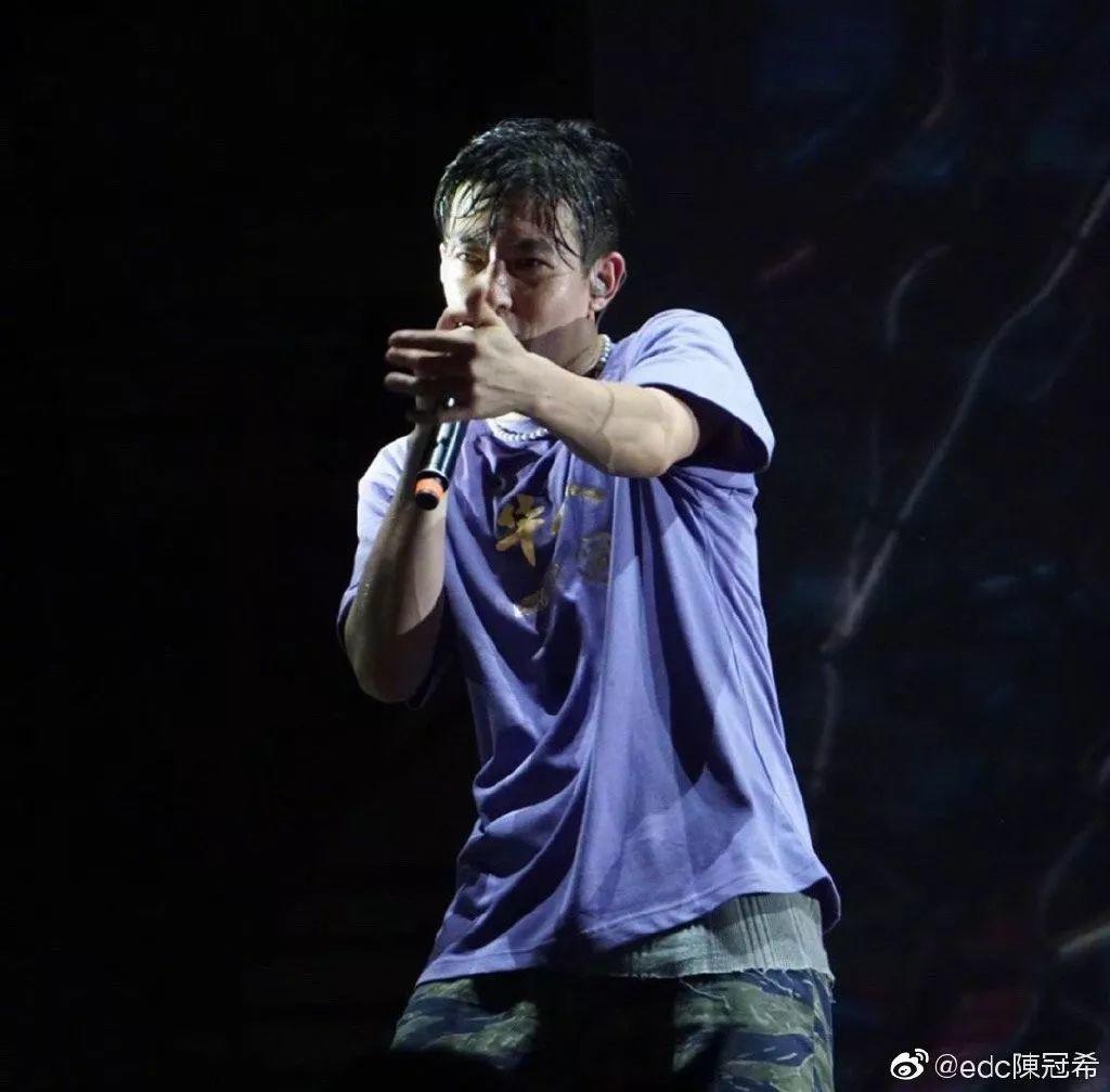 PGONE、GAI、Bridge、VAVA……是国内十大说唱厂牌?这什么粉丝论调? | 第5张 | 嘻哈中国 PGONE、GAI、Bridge、VAVA……是国内十大说唱厂牌?这什么粉丝论调? | 第5张