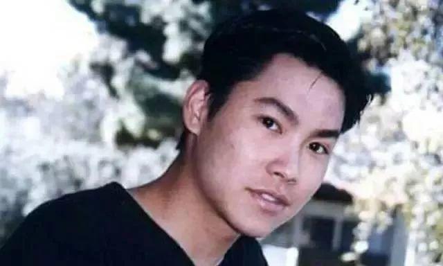 《Life's a Struggle》下架，《野狼disco》大火，这是2019的中文说唱 | 第6张