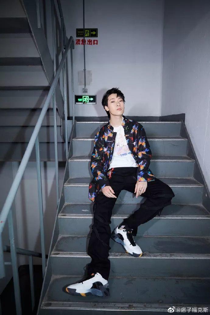 被骂得最惨的福克斯,也是最受欢迎的福克斯 | 第10张 | 嘻哈中国 被骂得最惨的福克斯,也是最受欢迎的福克斯 | 第10张