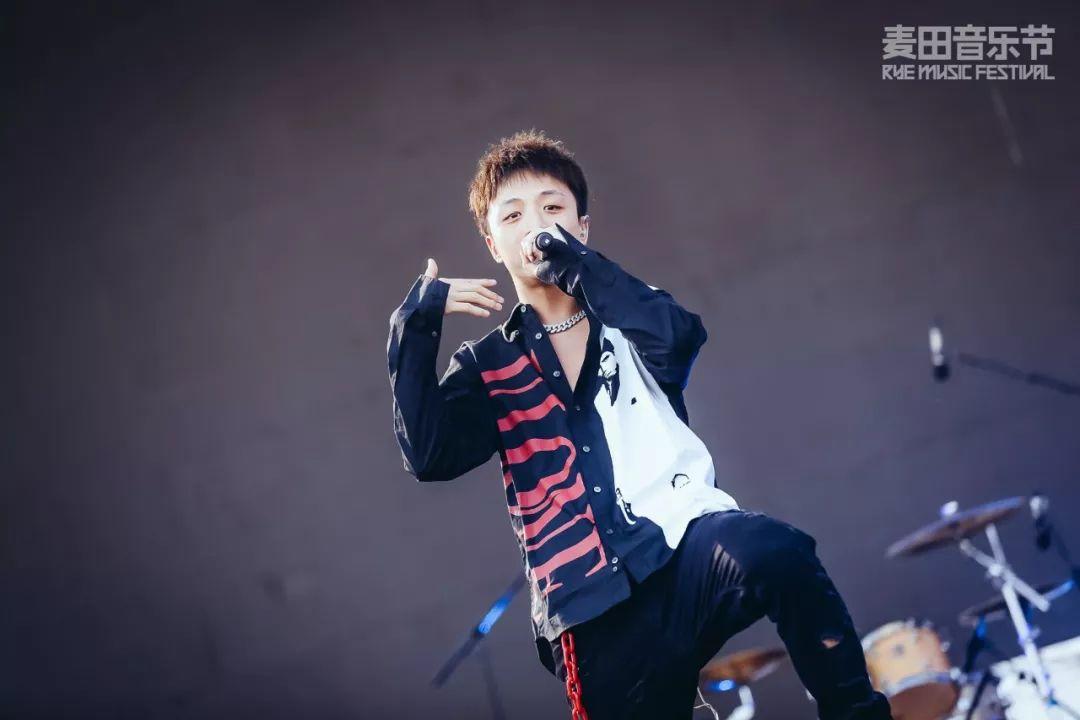 凭什么都说王齐铭是GO$H里最普通的那一个? | 第2张 | 嘻哈中国 凭什么都说王齐铭是GO$H里最普通的那一个? | 第2张