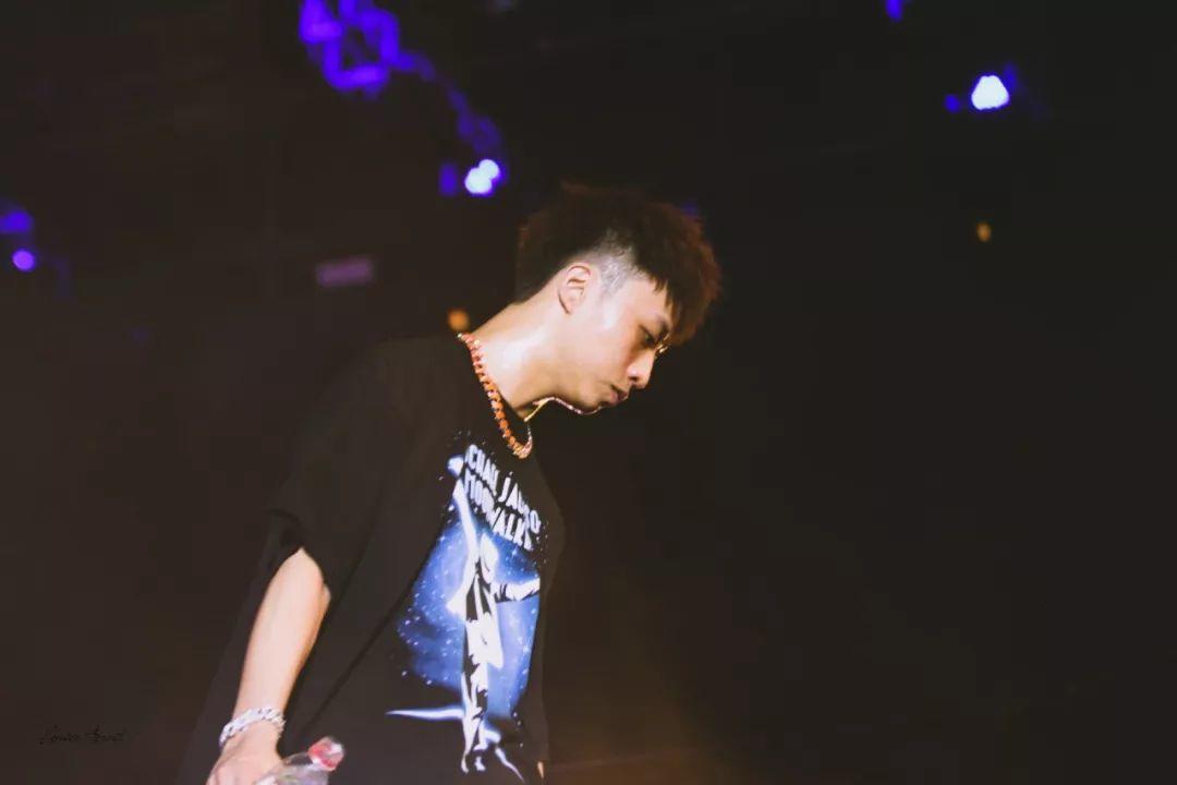 凭什么都说王齐铭是GO$H里最普通的那一个? | 第5张 | 嘻哈中国 凭什么都说王齐铭是GO$H里最普通的那一个? | 第5张