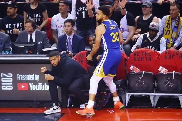 糟糕的2019终于快结束了。Drake:是吗我怎么没感觉? | 第5张 | 嘻哈中国 糟糕的2019终于快结束了。Drake:是吗我怎么没感觉? | 第5张