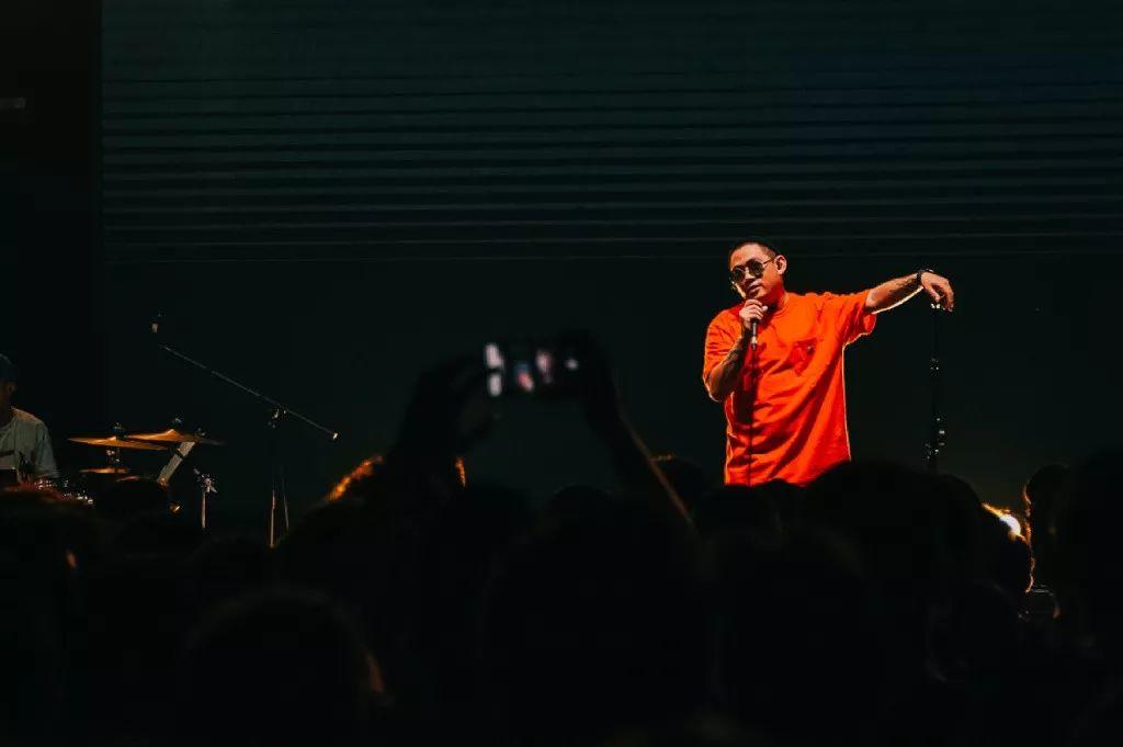 派克特:现在回头看跟丁飞和BB的Battle会有点尴尬 | 第11张 | 嘻哈中国 派克特:现在回头看跟丁飞和BB的Battle会有点尴尬 | 第11张