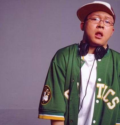 在舞台上风光的rapper背后,到底都隐藏着一群什么人? | 第10张 | 嘻哈中国 在舞台上风光的rapper背后,到底都隐藏着一群什么人? | 第10张