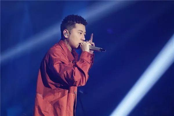 在上学威龙之后，法老的音乐水准下降了吗？