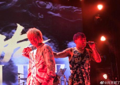 JonyJ究竟为什么叫豆芽?Dzknow和高天佐闹完Beef又和解! | 第10张 | 嘻哈中国 JonyJ究竟为什么叫豆芽?Dzknow和高天佐闹完Beef又和解! | 第10张