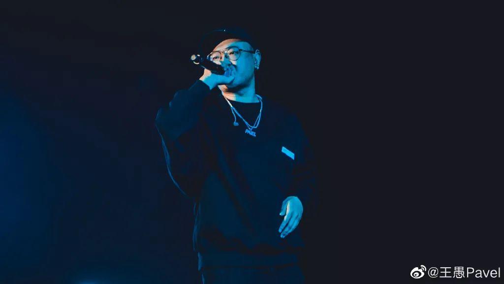 他是说唱圈每年救人最多的rapper，其中99%都是他的粉丝