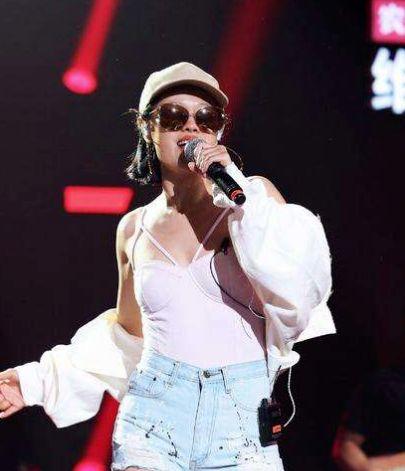 终于可以理直气壮吹爆Lexie刘柏辛了! | 第16张 | 嘻哈中国 终于可以理直气壮吹爆Lexie刘柏辛了! | 第16张