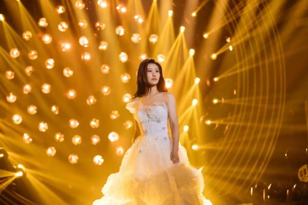 终于可以理直气壮吹爆Lexie刘柏辛了! | 第17张 | 嘻哈中国 终于可以理直气壮吹爆Lexie刘柏辛了! | 第17张