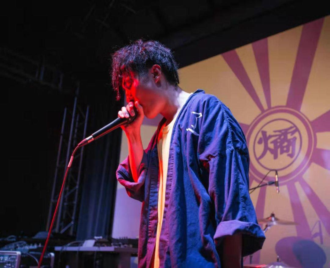 深扒那些rapper隐藏的第二重身份！