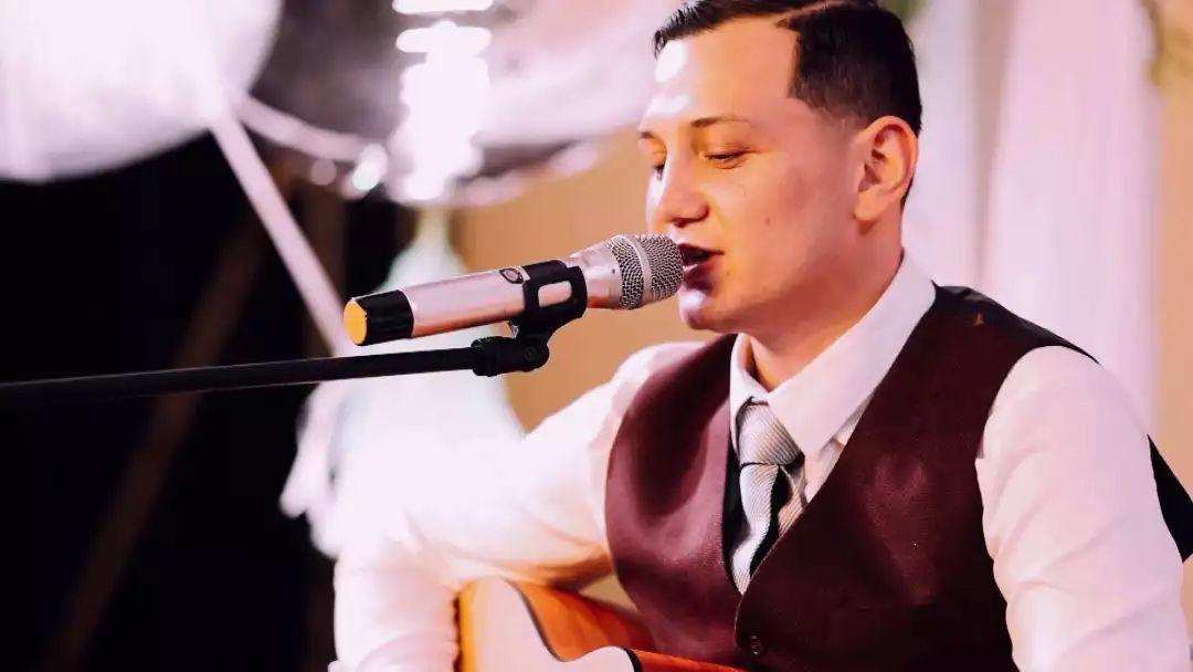 在上学威龙之后，法老的音乐水准下降了吗？