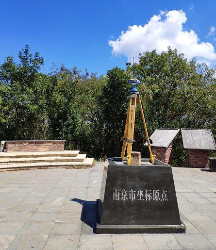 JonyJ光光小青龙GAI大乱斗,Kanye在南京打老师?还有低调的FreeOut | 第22张 | 嘻哈中国 JonyJ光光小青龙GAI大乱斗,Kanye在南京打老师?还有低调的FreeOut | 第22张