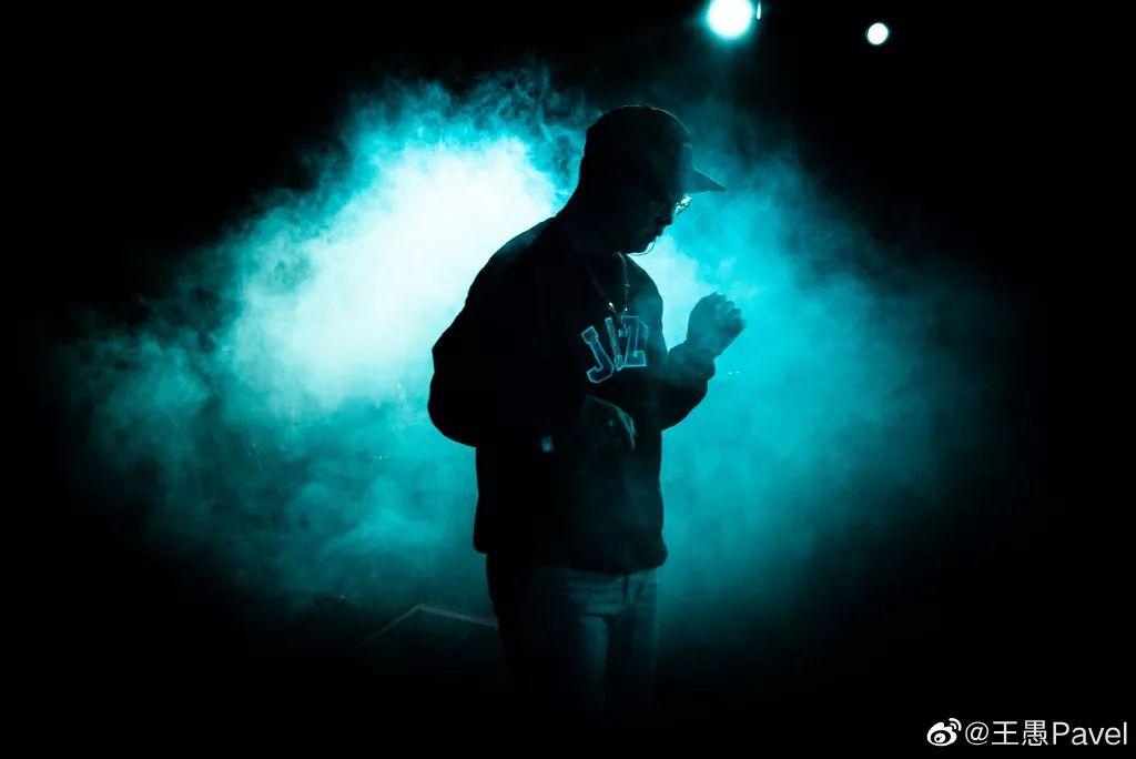 他是说唱圈每年救人最多的rapper，其中99%都是他的粉丝