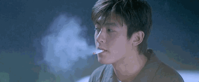 难怪陈冠希一直屌他，余文乐再爆港毒体质，Madnes变全民Fuckness？