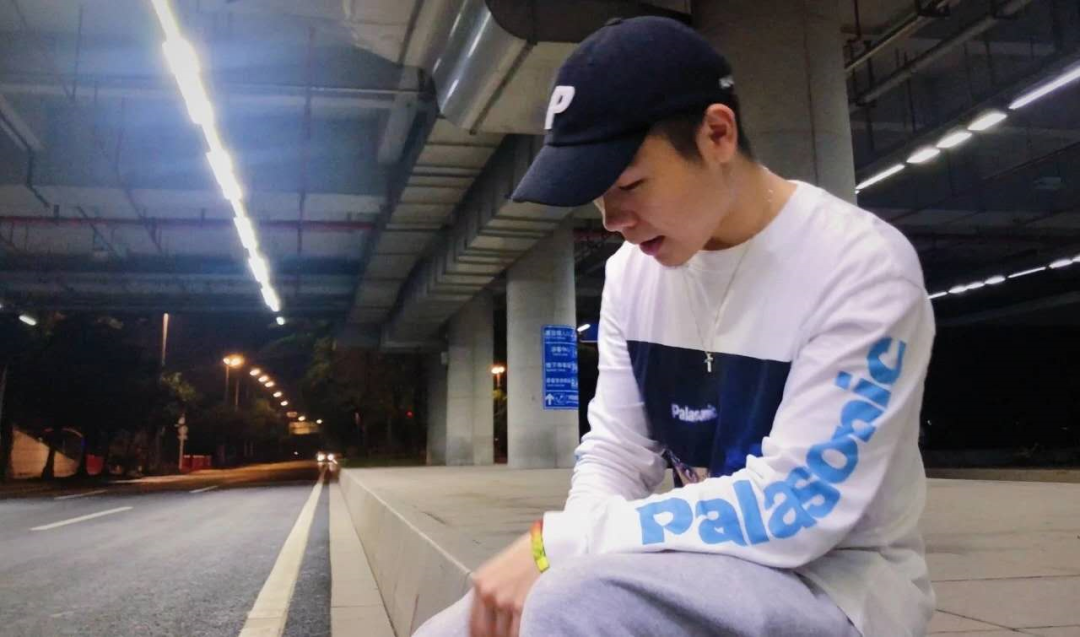 模仿秦牛正威的说唱中,到底有多少伴奏出自他之手? | 第6张 | 嘻哈中国 模仿秦牛正威的说唱中,到底有多少伴奏出自他之手? | 第6张