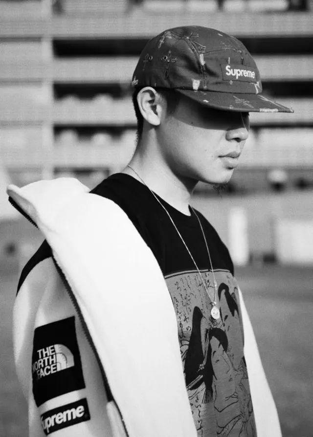 模仿秦牛正威的说唱中,到底有多少伴奏出自他之手? | 第7张 | 嘻哈中国 模仿秦牛正威的说唱中,到底有多少伴奏出自他之手? | 第7张