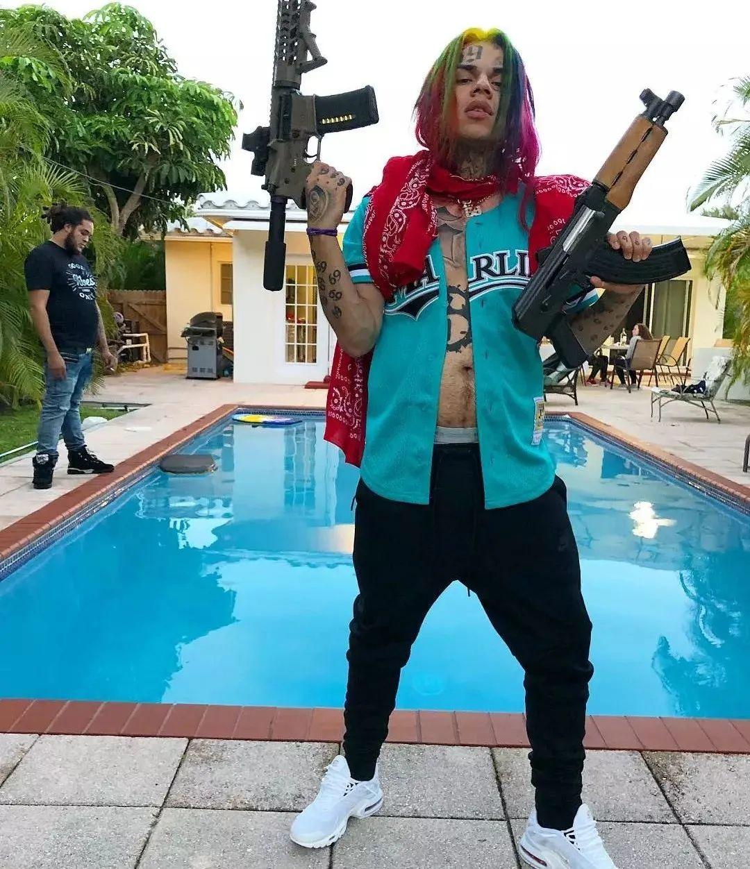 6ix9ine确定提前出狱，但是保镖都不干了可怎么办？