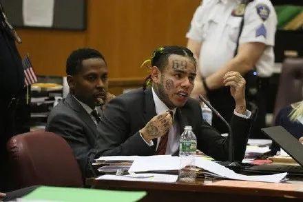 6ix9ine确定提前出狱，但是保镖都不干了可怎么办？