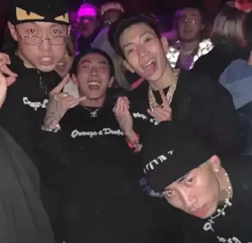 欧阳靖用FreeStyle反击DT，朴宰范力挺Melo后再度发长文支持中国。