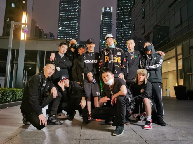 CDC的Cypher还没发，Melo先给我扔过来一个大炸弹