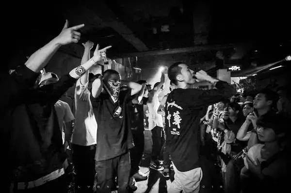 从贝贝到Gai,大傻到法老,马思唯单挑中文说唱之后登上了《歌手》 | 第13张 | 嘻哈中国 从贝贝到Gai,大傻到法老,马思唯单挑中文说唱之后登上了《歌手》 | 第13张