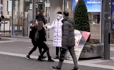 今天！人民日报、紫光阁、共青团联合点名了这首说唱！