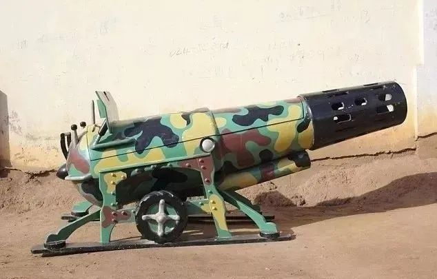 洗脑的黑哥欢乐蹦迪，一路向西到底是什么鬼？