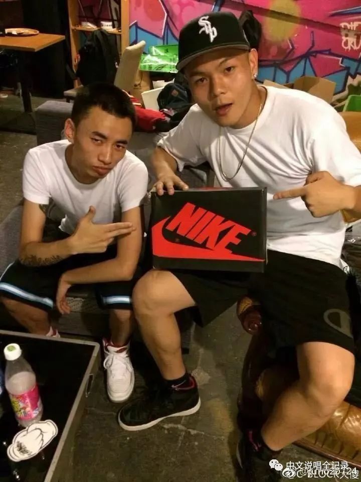 从贝贝到Gai,大傻到法老,马思唯单挑中文说唱之后登上了《歌手》 | 第22张 | 嘻哈中国 从贝贝到Gai,大傻到法老,马思唯单挑中文说唱之后登上了《歌手》 | 第22张