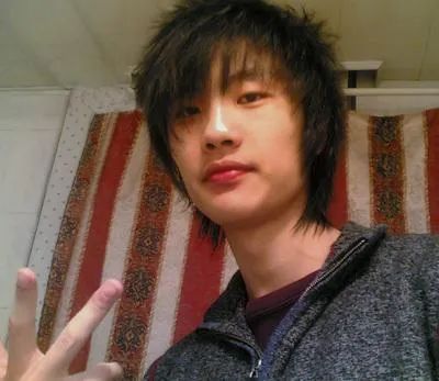 在成为“华语乐坛的良心”之前,许嵩也曾是那个“怼人不倦”的Vae | 第8张 | 嘻哈中国 在成为“华语乐坛的良心”之前,许嵩也曾是那个“怼人不倦”的Vae | 第8张