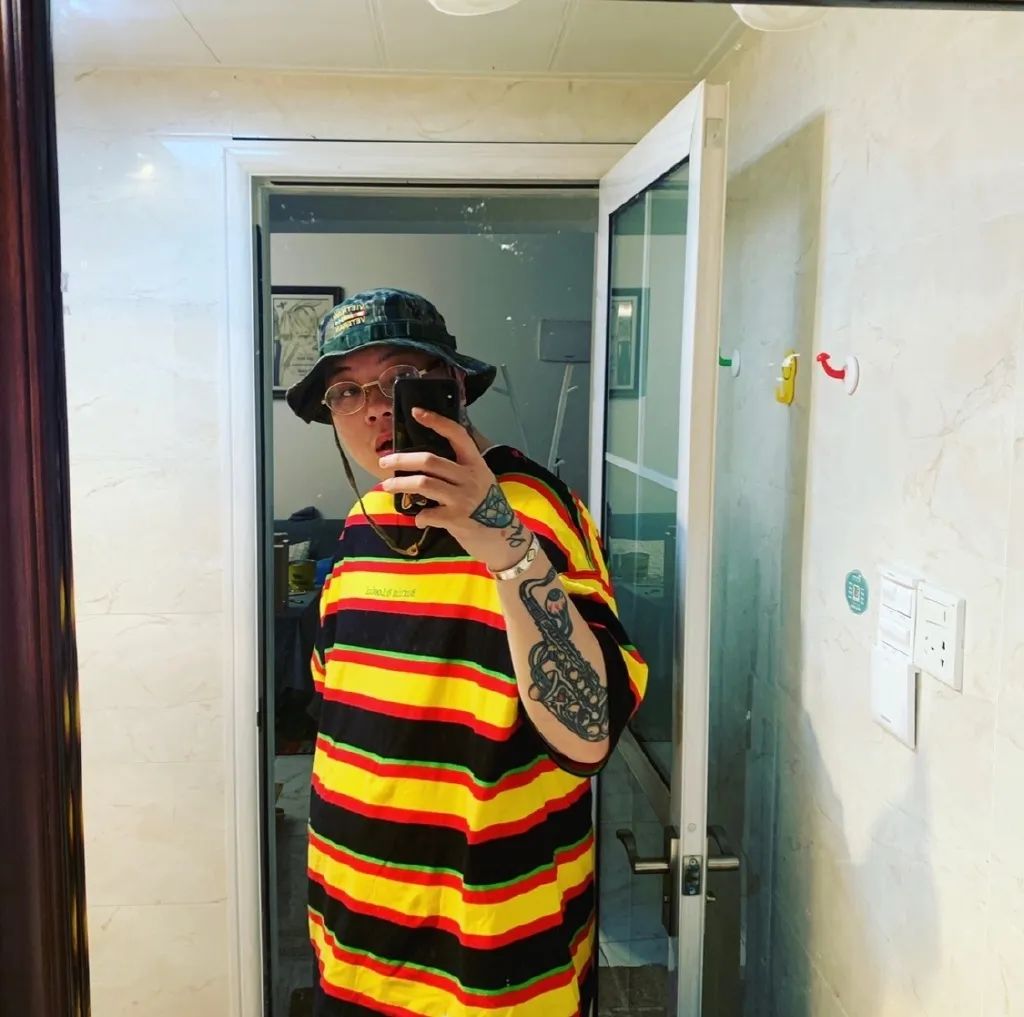 让谢帝幼杀CB新秀Melo僵尸告诉你什么才是吊押韵丨押韵狂魔2.0