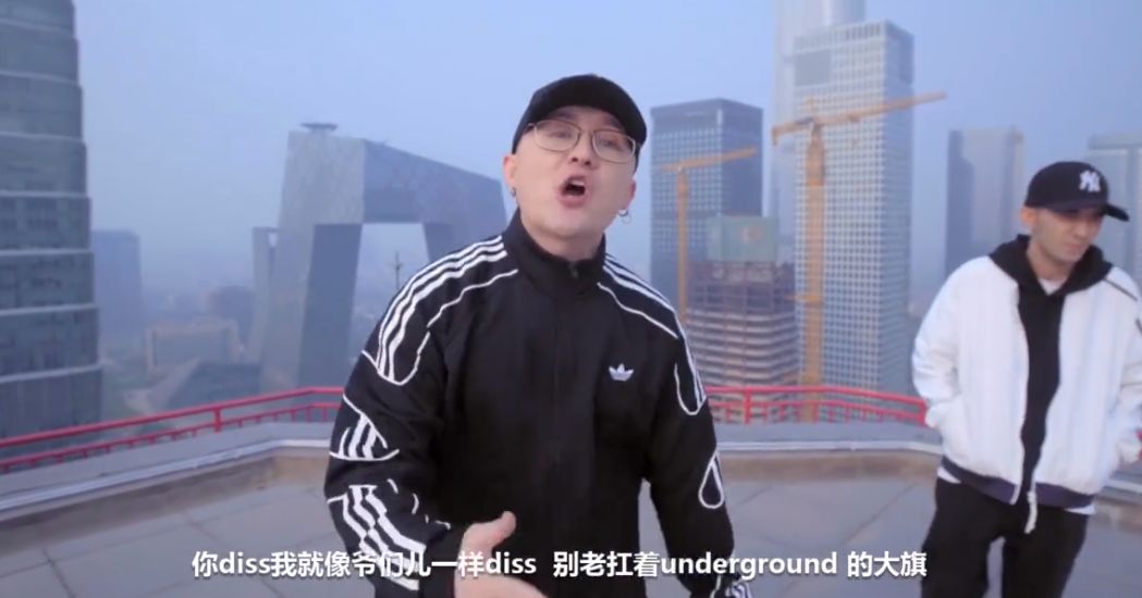 那吾克热DK领衔Cypher!去年Diss大反击,今年秀了波从未见过的骚操作! | 第7张 | 嘻哈中国 那吾克热DK领衔Cypher!去年Diss大反击,今年秀了波从未见过的骚操作! | 第7张