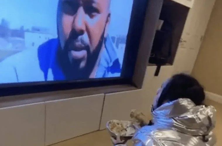 出狱后的6ix9ine成了碰瓷大师，把整个音乐圈得罪了一遍？