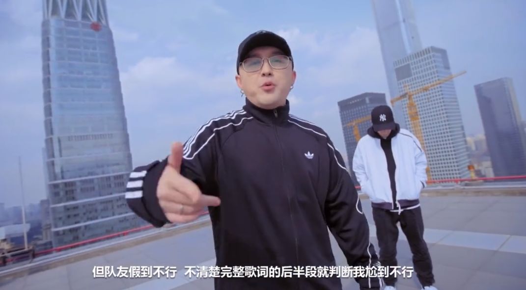 那吾克热DK领衔Cypher!去年Diss大反击,今年秀了波从未见过的骚操作! | 第5张 | 嘻哈中国 那吾克热DK领衔Cypher!去年Diss大反击,今年秀了波从未见过的骚操作! | 第5张