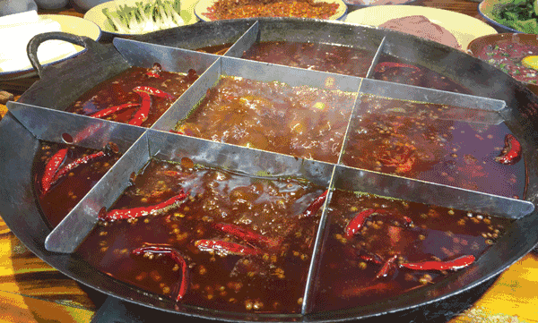 GAI想出超社会的那天晚上，发生了什么？丨说唱城市图鉴重庆篇（上）