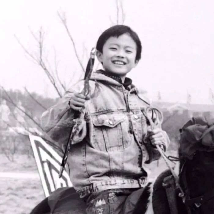 在成为“华语乐坛的良心”之前,许嵩也曾是那个“怼人不倦”的Vae | 第3张 | 嘻哈中国 在成为“华语乐坛的良心”之前,许嵩也曾是那个“怼人不倦”的Vae | 第3张