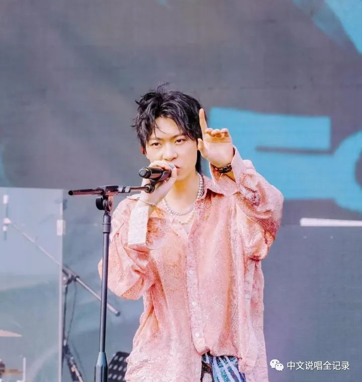 福克斯，新疆伊宁“小会计”如何加入活死人，再登上《潮流合伙人》？