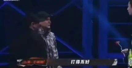 艾热因cue蔡徐坤打篮球上热搜被围攻，杨和苏王以太法老八贼都出来发声了...