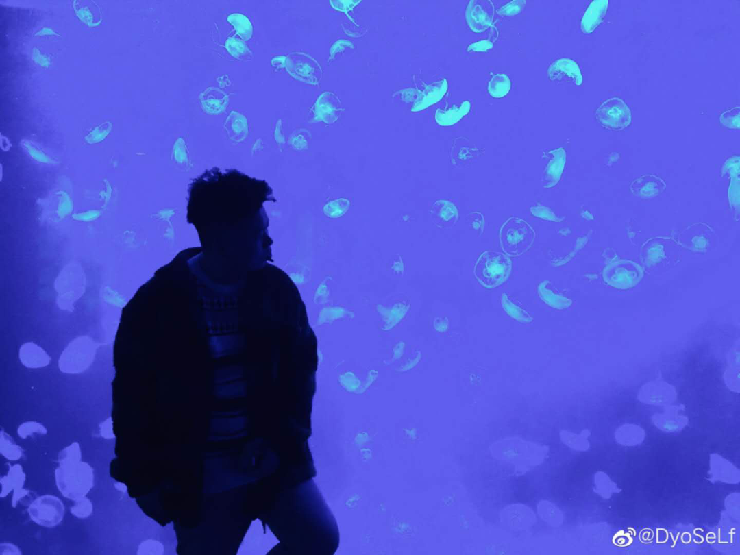 从北京最热门的HipHop团队成员，到和阿克江创立天山摇摆客，这个新疆rapper真的不一般